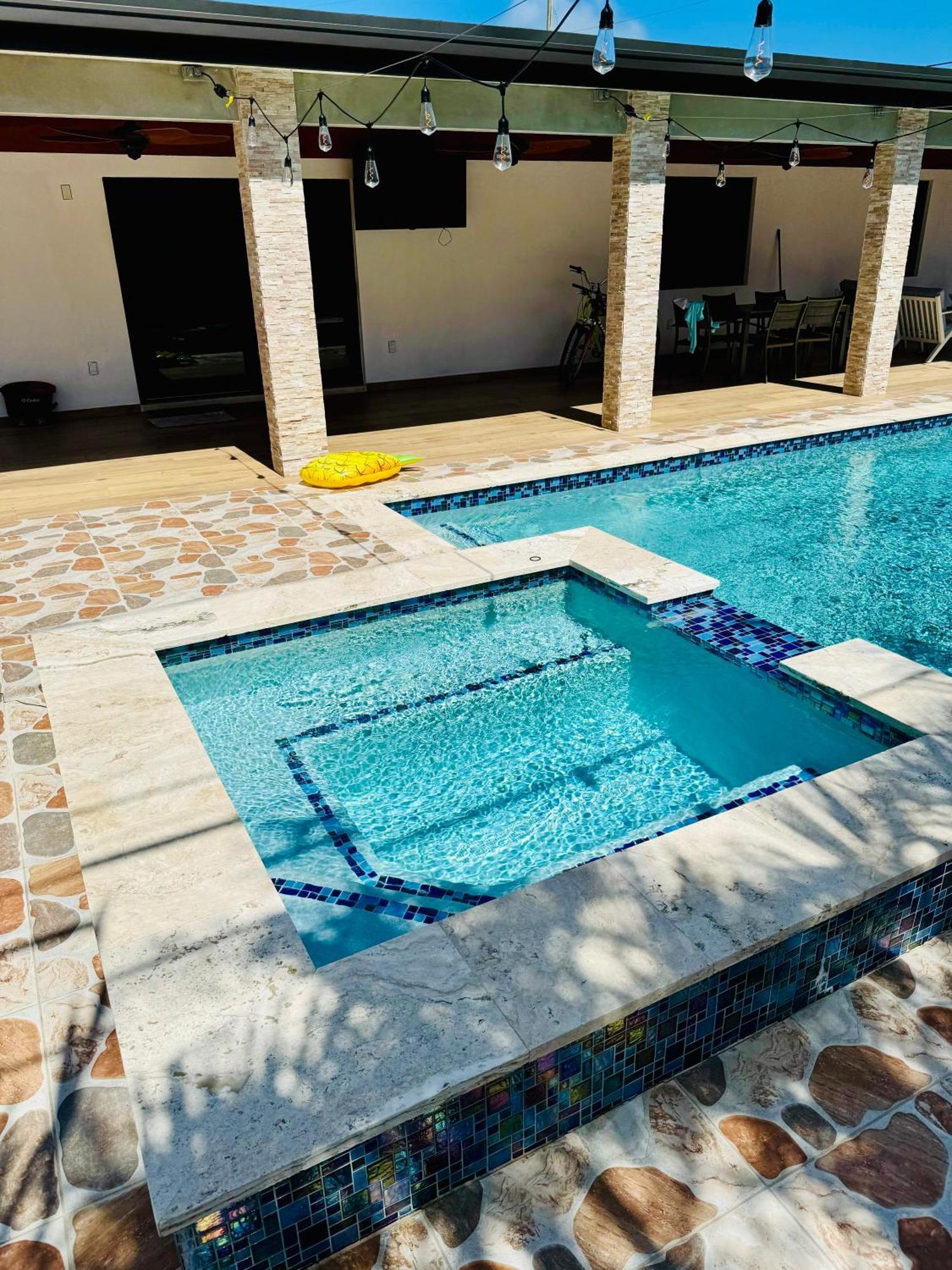 Villa Heated Pool Hot Tub Miami Extérieur photo